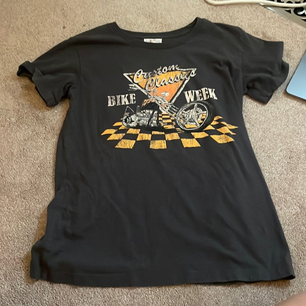 Graphic T-shirt